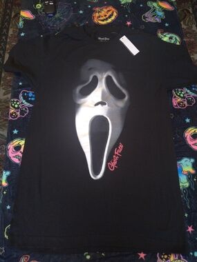 Officially Licensed Scream Ghostface Black Graphic Tee